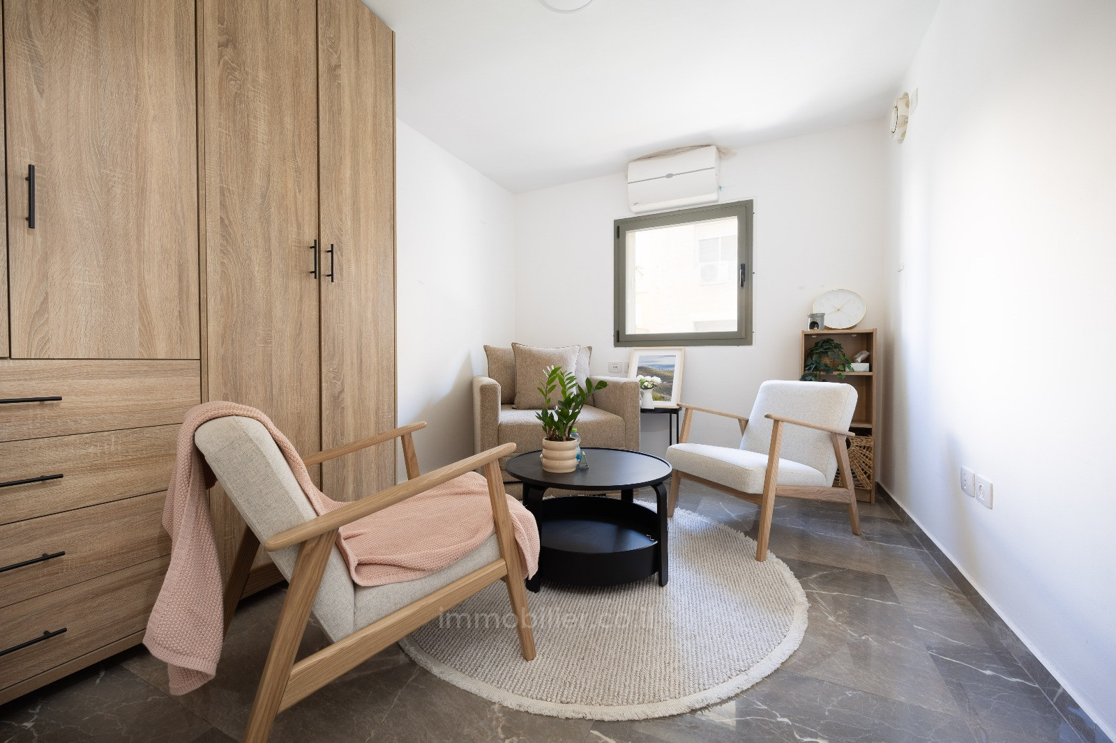 Apartamento 3 cômodos Jerusalém Baka 457-IBL-1470