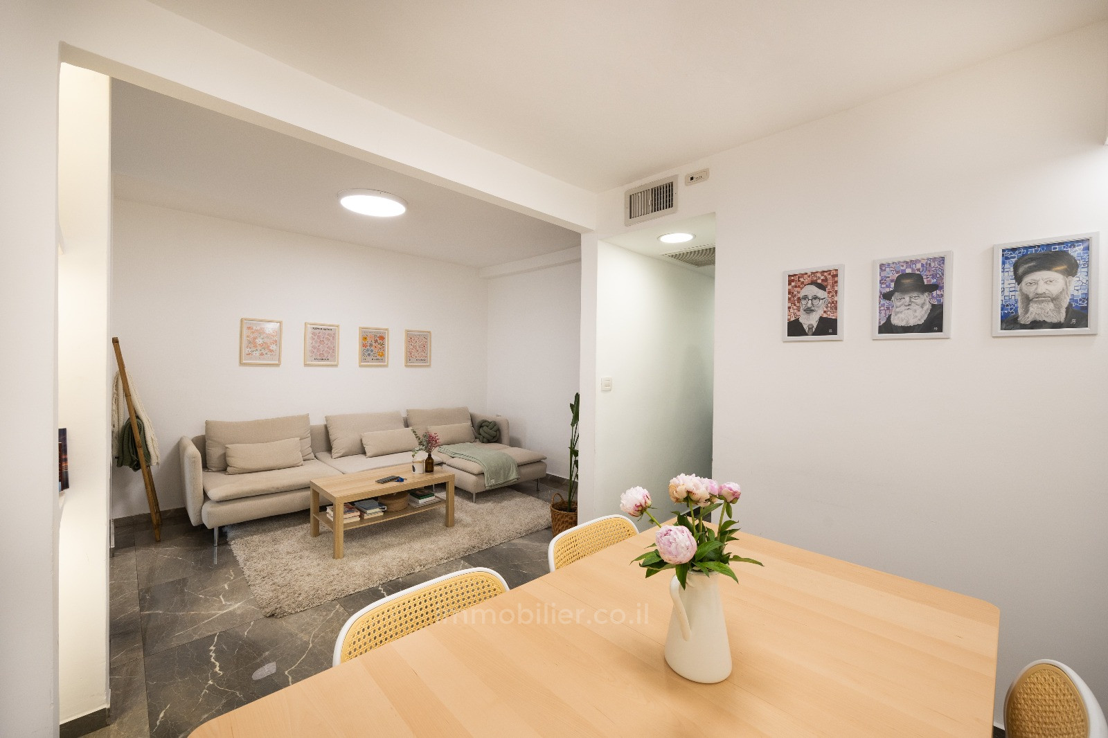 Apartamento 3 cômodos Jerusalém Baka 457-IBL-1470