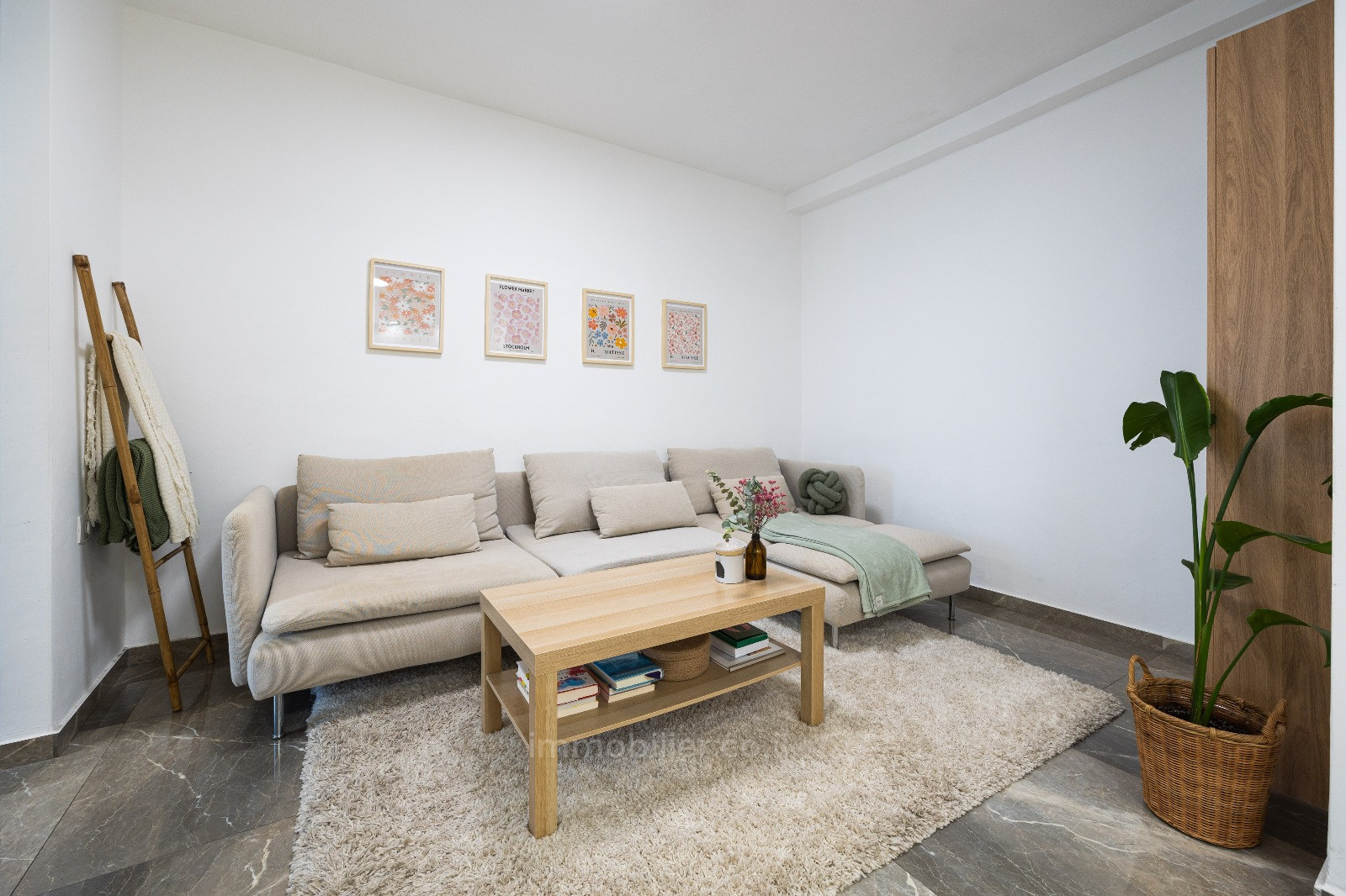 Apartamento 3 cômodos Jerusalém Baka 457-IBL-1470