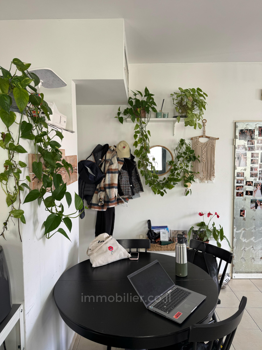 Minicobertura 3 cômodos Tel Aviv Lev Tel-Aviv 457-IBL-1471