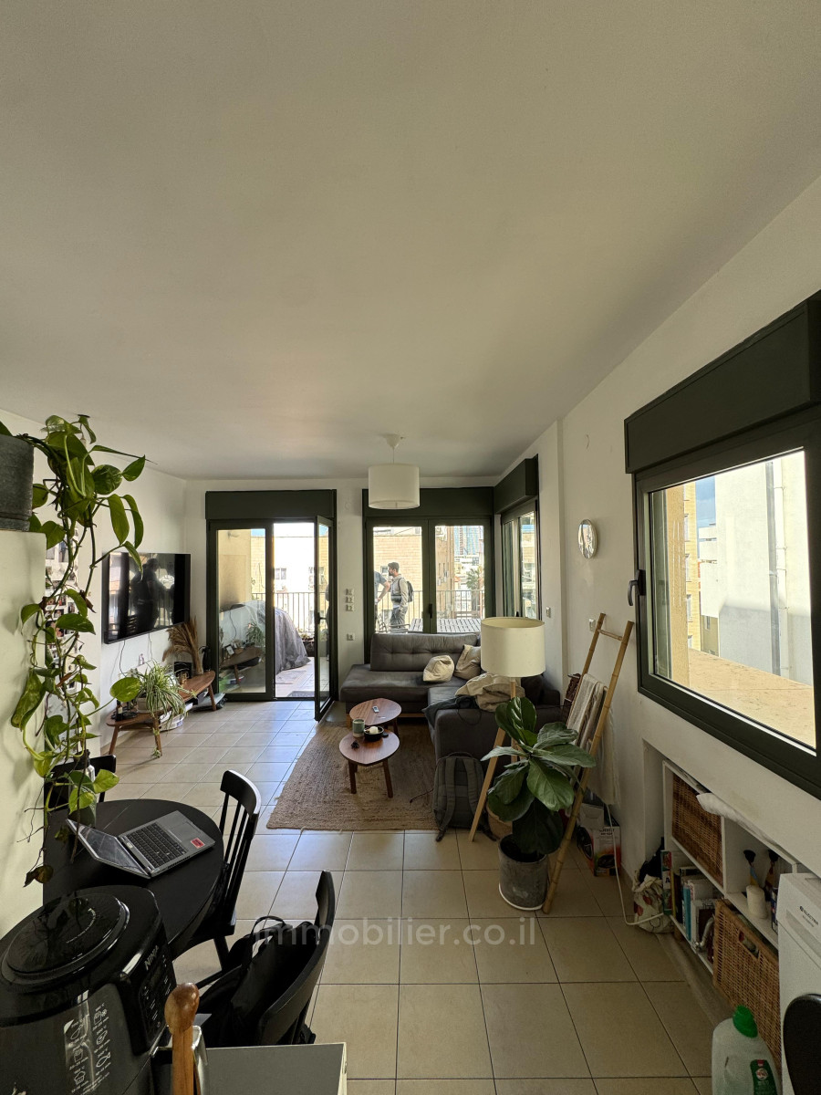 Minicobertura 3 cômodos Tel Aviv Lev Tel-Aviv 457-IBL-1471