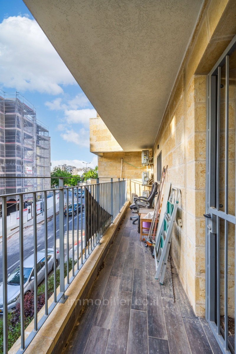 Apartamento 5 cômodos Jerusalém Bet Hakerem 457-IBL-1472