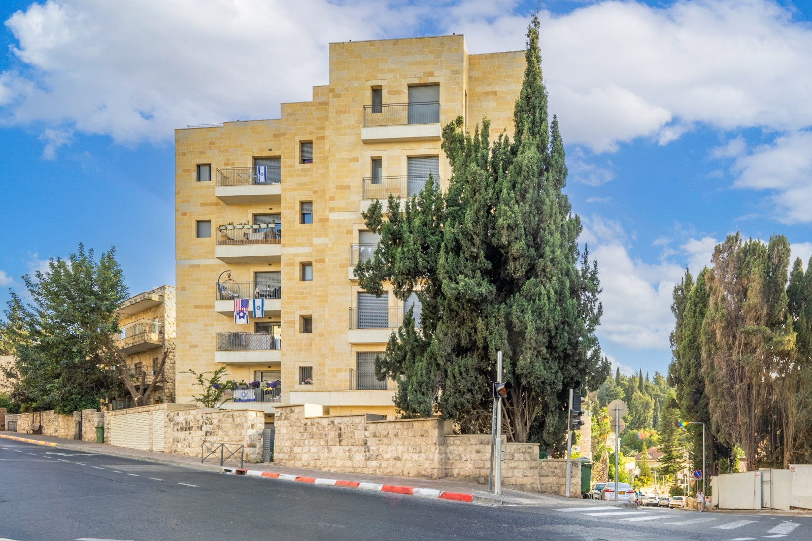 Apartamento 5 cômodos Jerusalém Bet Hakerem 457-IBL-1472