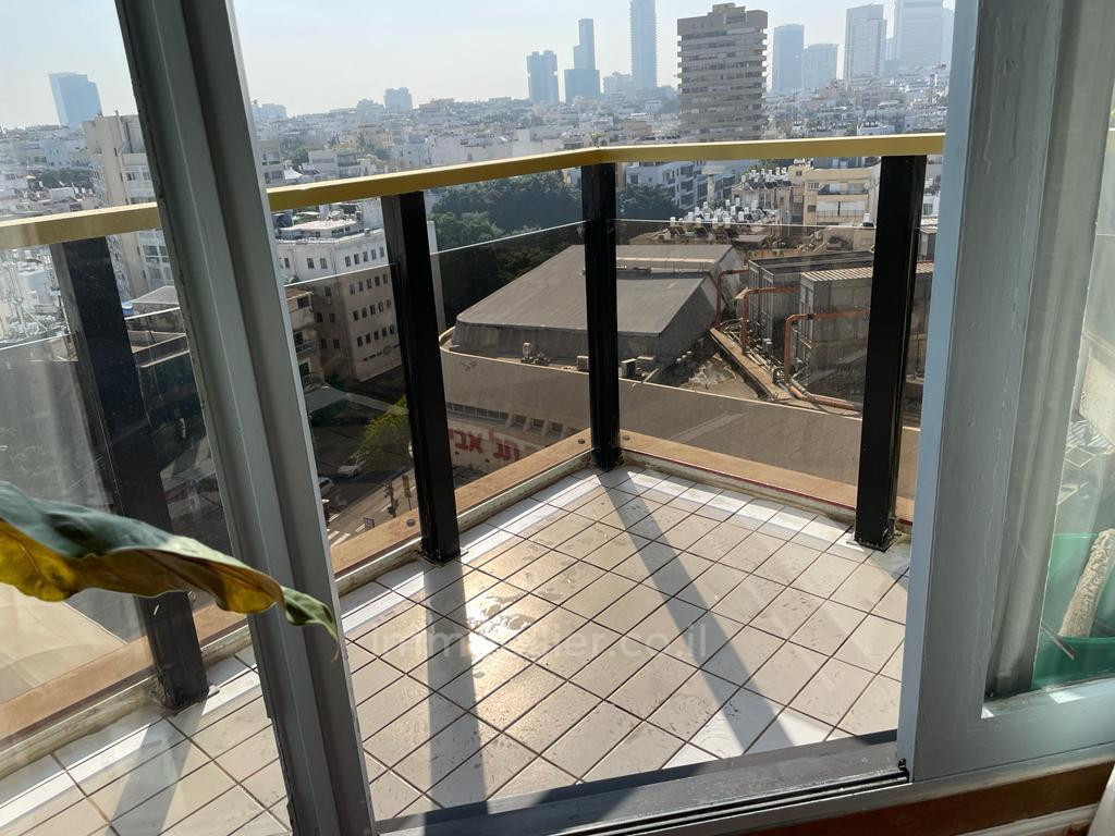 Apartamento 2 cômodos Tel Aviv Dizengof 457-IBL-1475