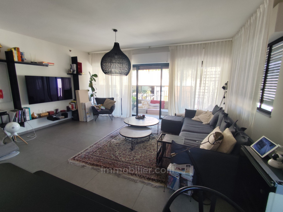 Cobertura 4 cômodos Tel Aviv Rothshild 457-IBL-1476