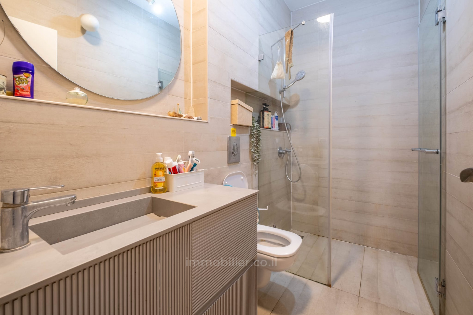 Casarão 2.5 cômodos Tel Aviv Hadar Yossef 457-IBL-1478