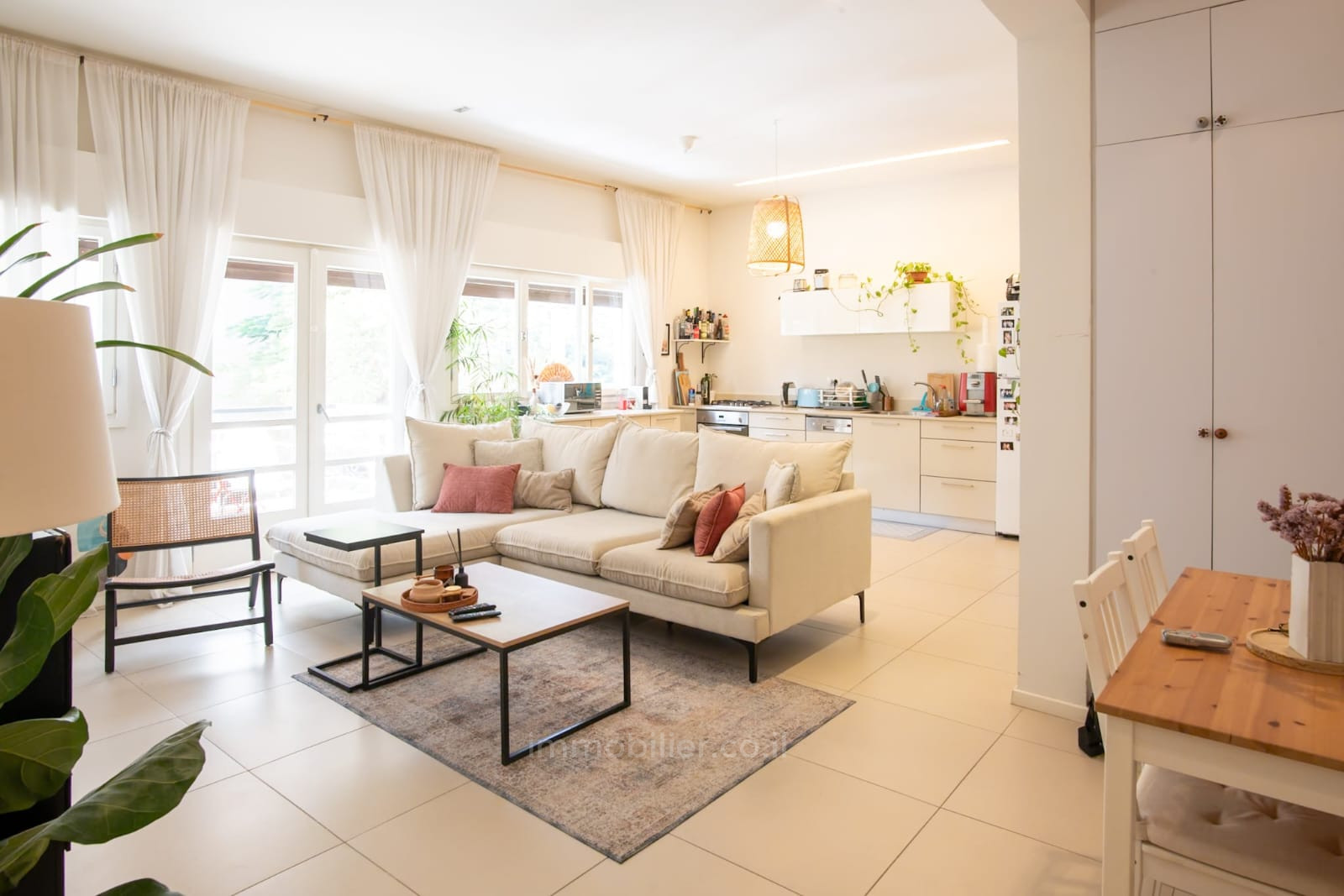 Apartamento 3 cômodos Tel Aviv Levontin 457-IBL-1479