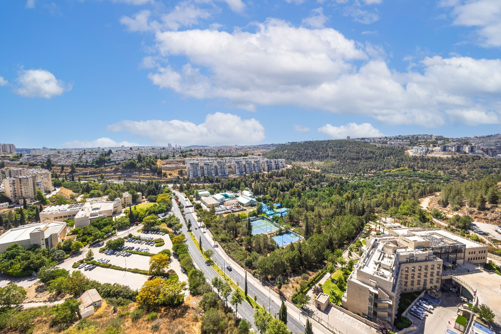 Apartamento 5 cômodos Jerusalém Ir Ganim 457-IBL-1482