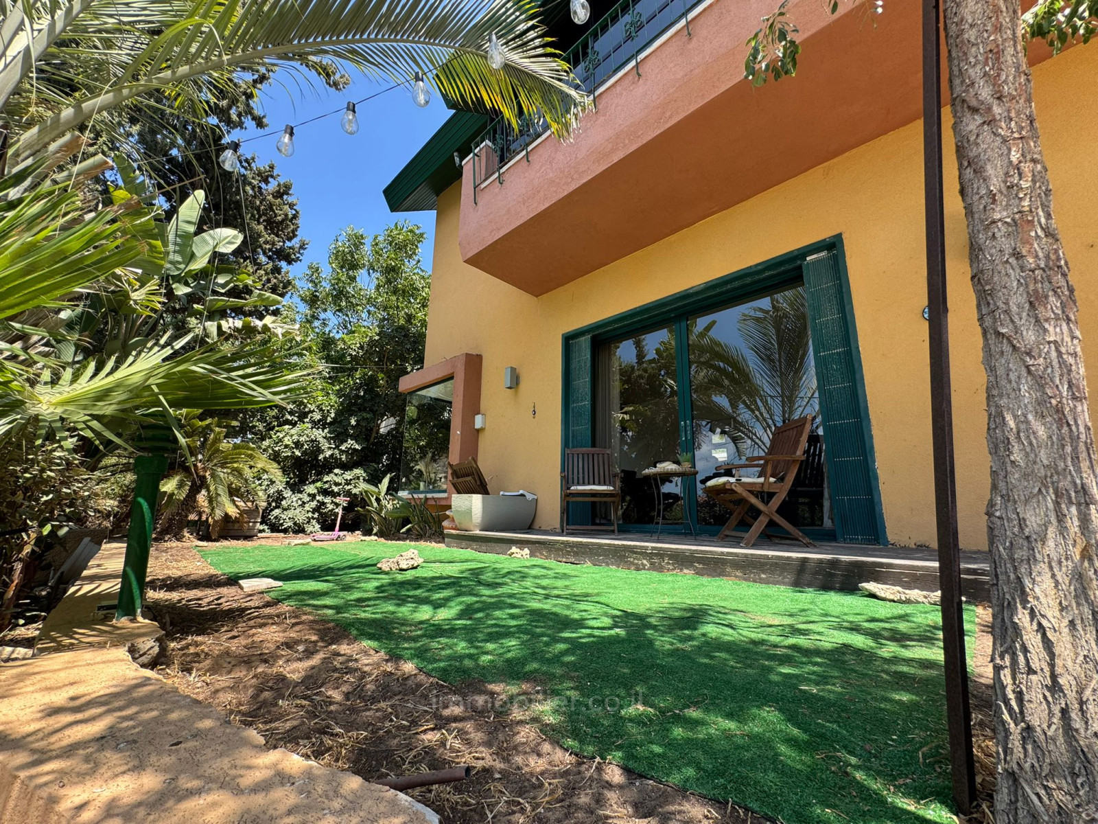 Casarão 7 cômodos Netanya Centro da cidade 457-IBL-1501