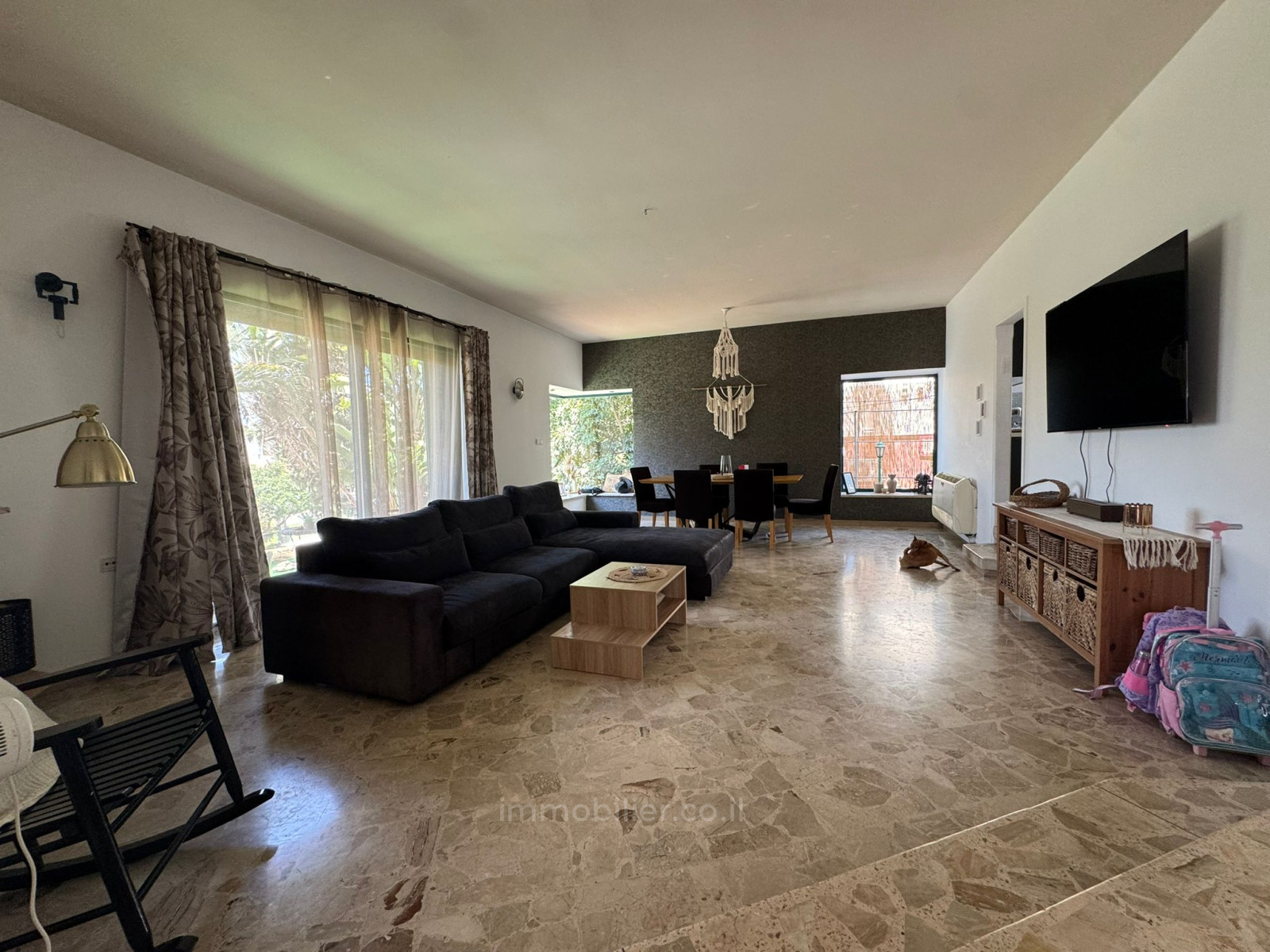 Casarão 7 cômodos Netanya Centro da cidade 457-IBL-1501