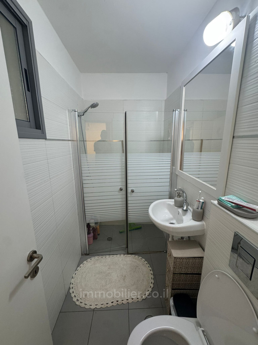 Apartamento 2.5 cômodos Tel Aviv Florentine 457-IBL-1517