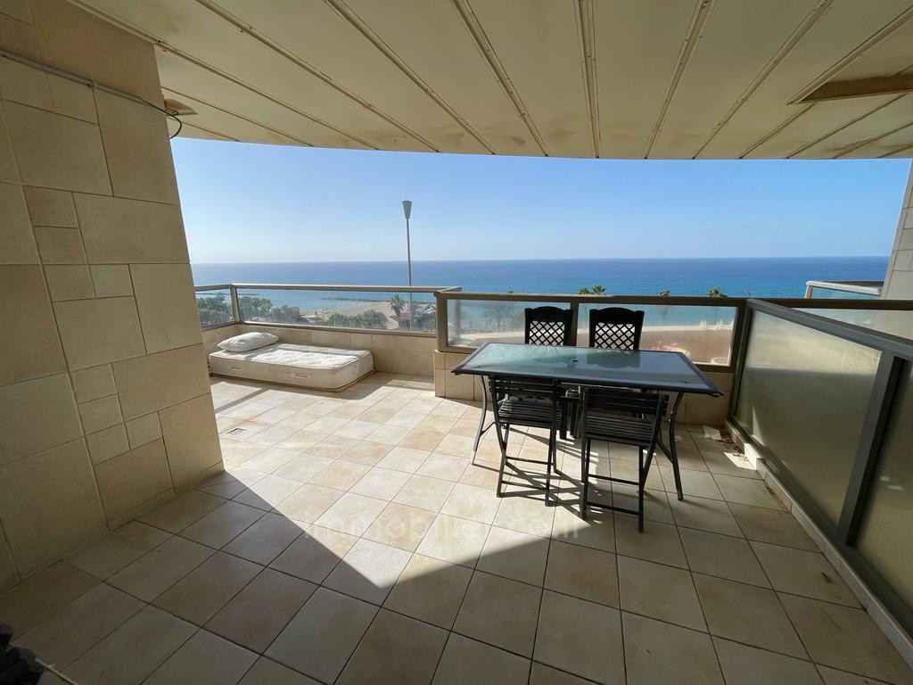 Apartamento 4 cômodos Netanya Kikar 457-IBL-1518