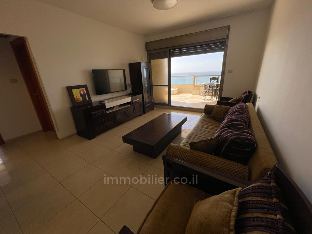 Apartamento 4 cômodos Netanya Kikar 457-IBL-1518