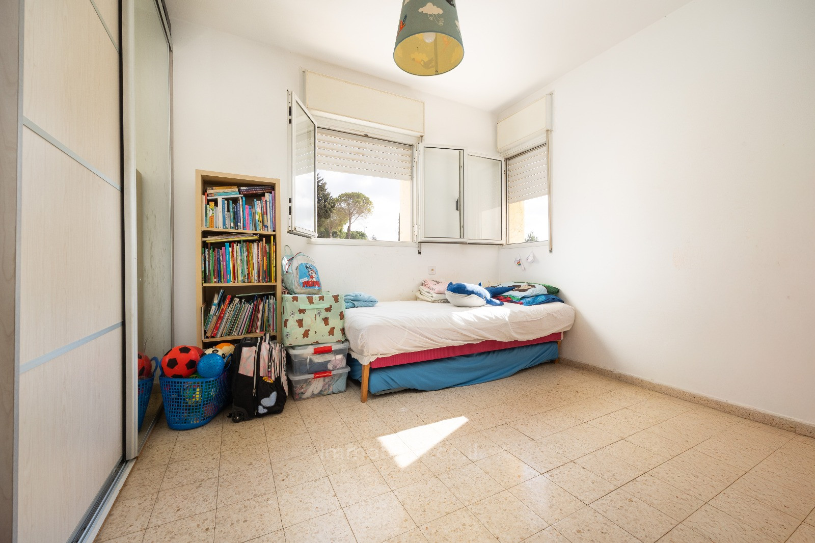 Apartamento 3 cômodos Jerusalém Gilo 457-IBL-1519