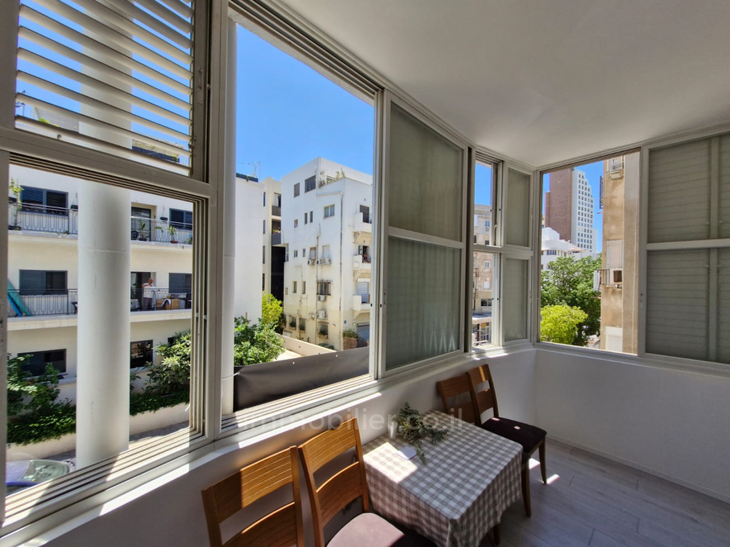 Apartamento 3 cômodos Tel Aviv Centro da cidade 457-IBL-1523