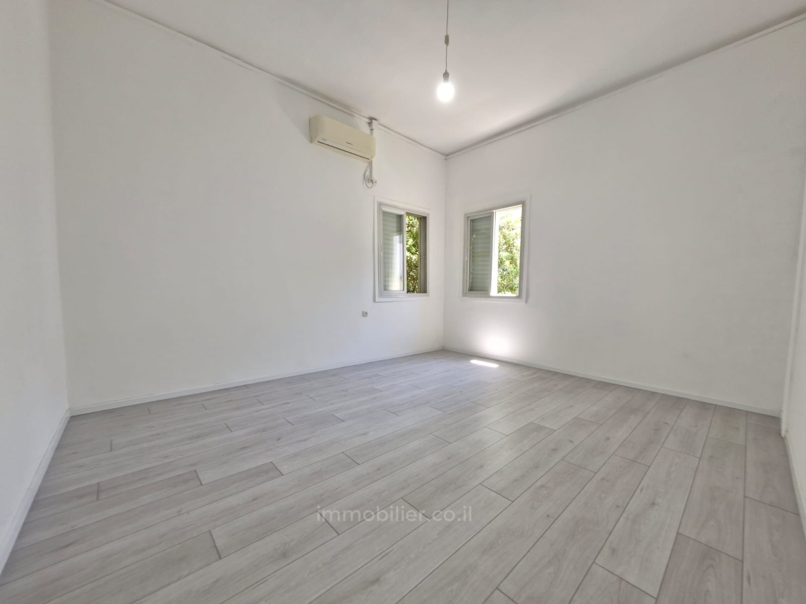 Apartamento 3 cômodos Tel Aviv Centro da cidade 457-IBL-1523