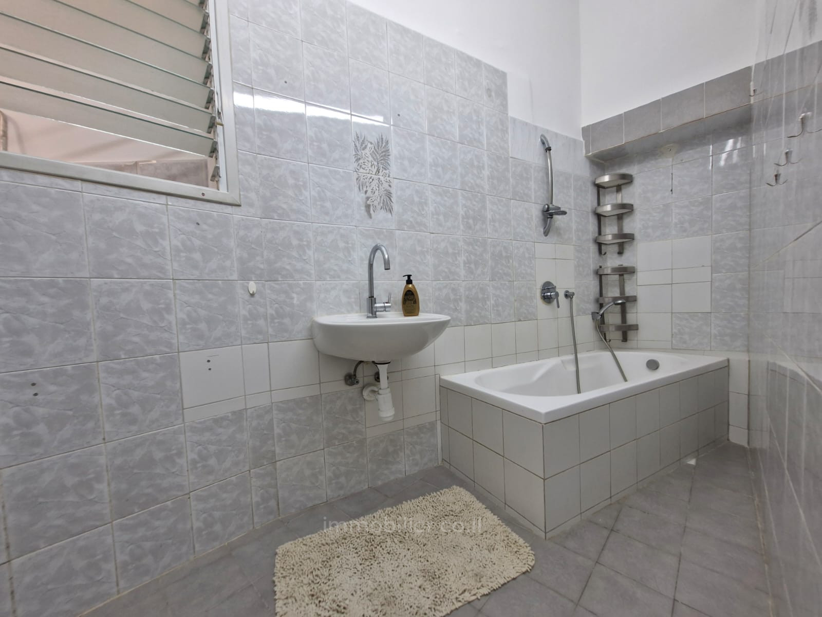 Apartamento 3 cômodos Tel Aviv Centro da cidade 457-IBL-1523