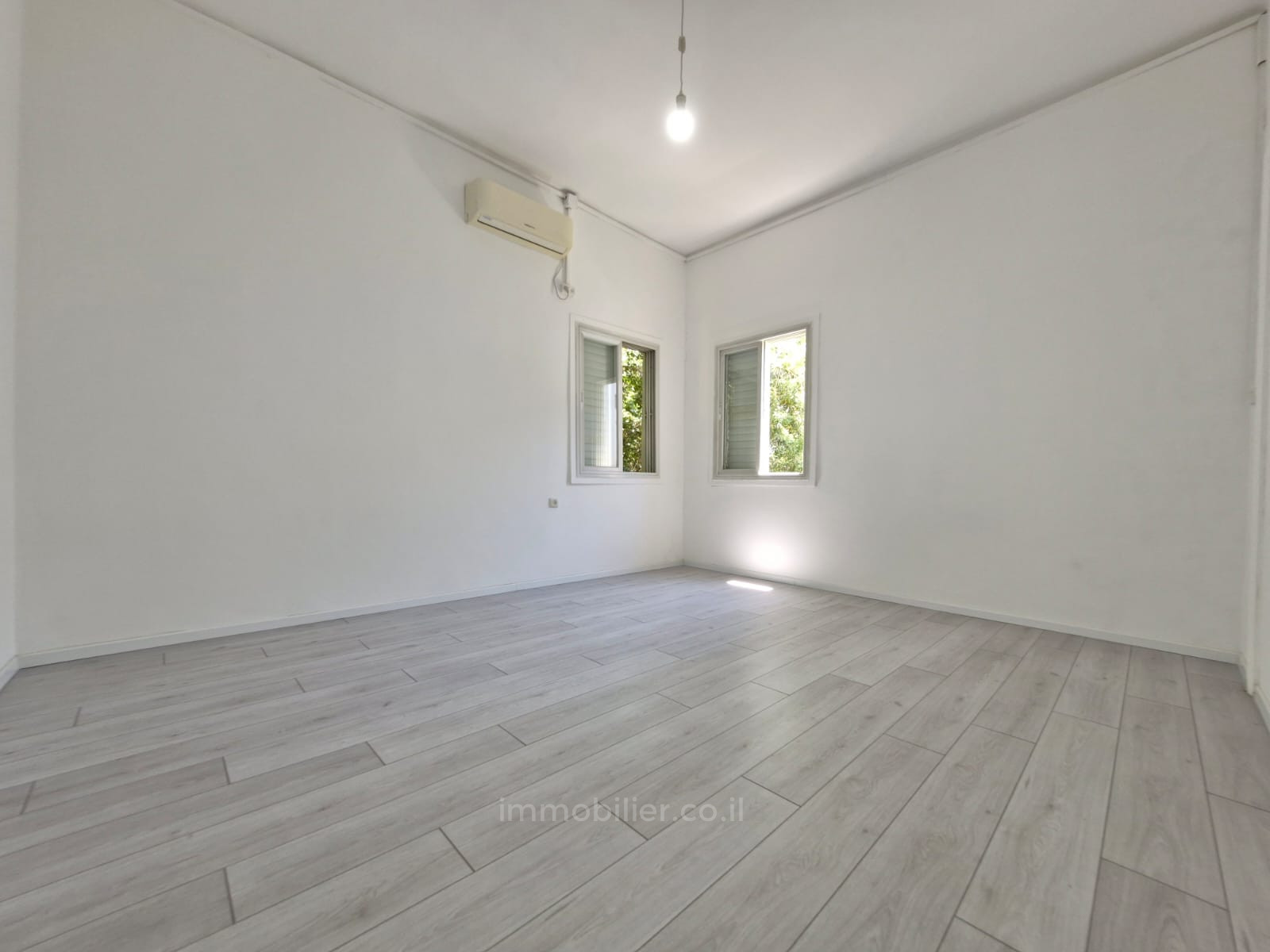 Apartamento 3 cômodos Tel Aviv Centro da cidade 457-IBL-1523