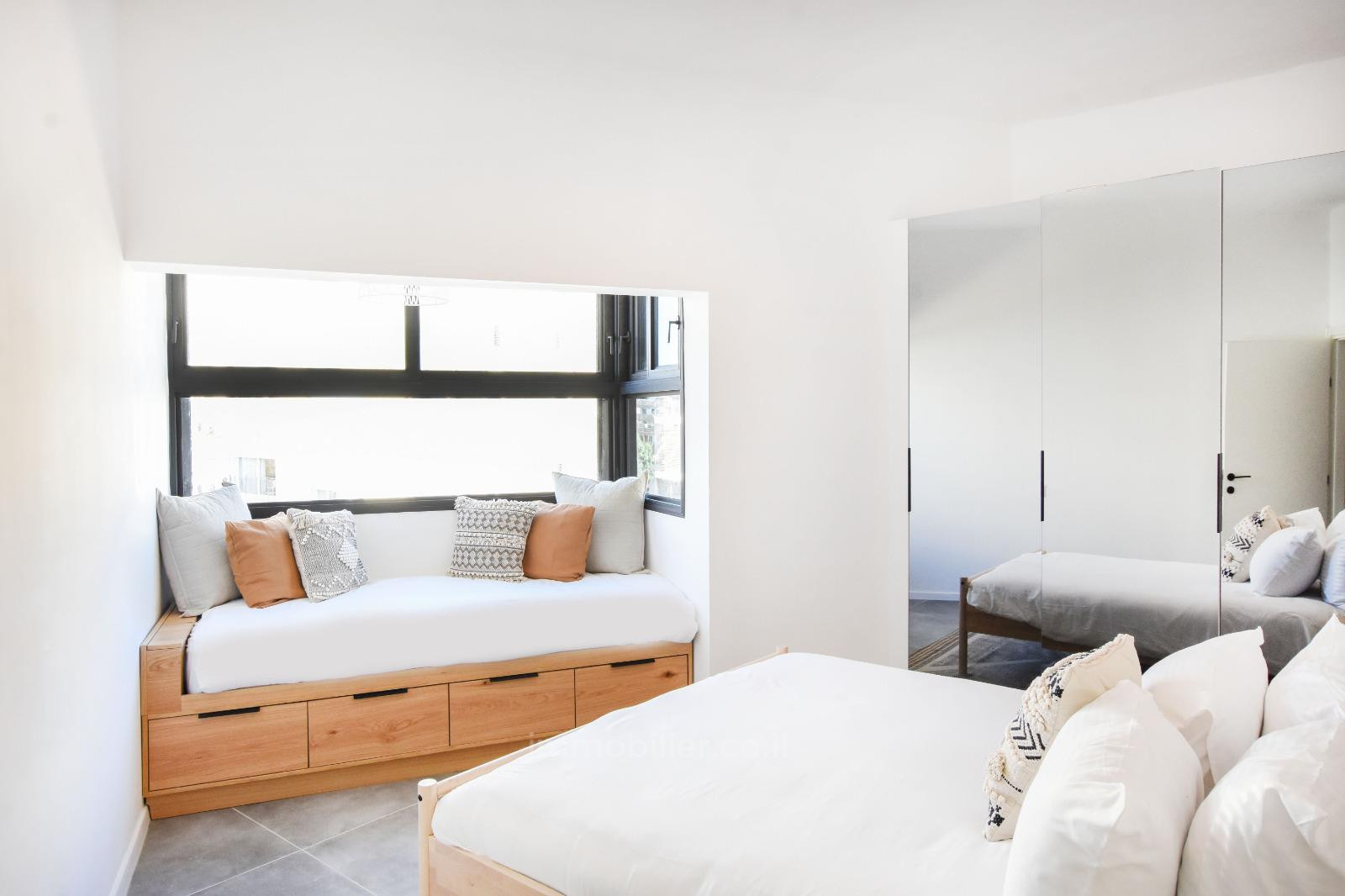 Apartamento 4 cômodos Tel Aviv Centro da cidade 457-IBL-1524