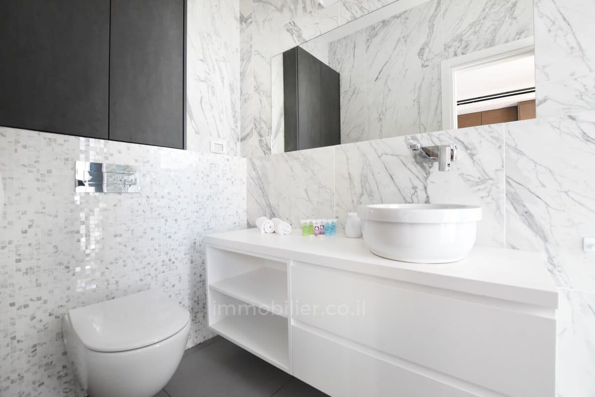 Apartamento 3 cômodos Tel Aviv Centro da cidade 457-IBL-1525