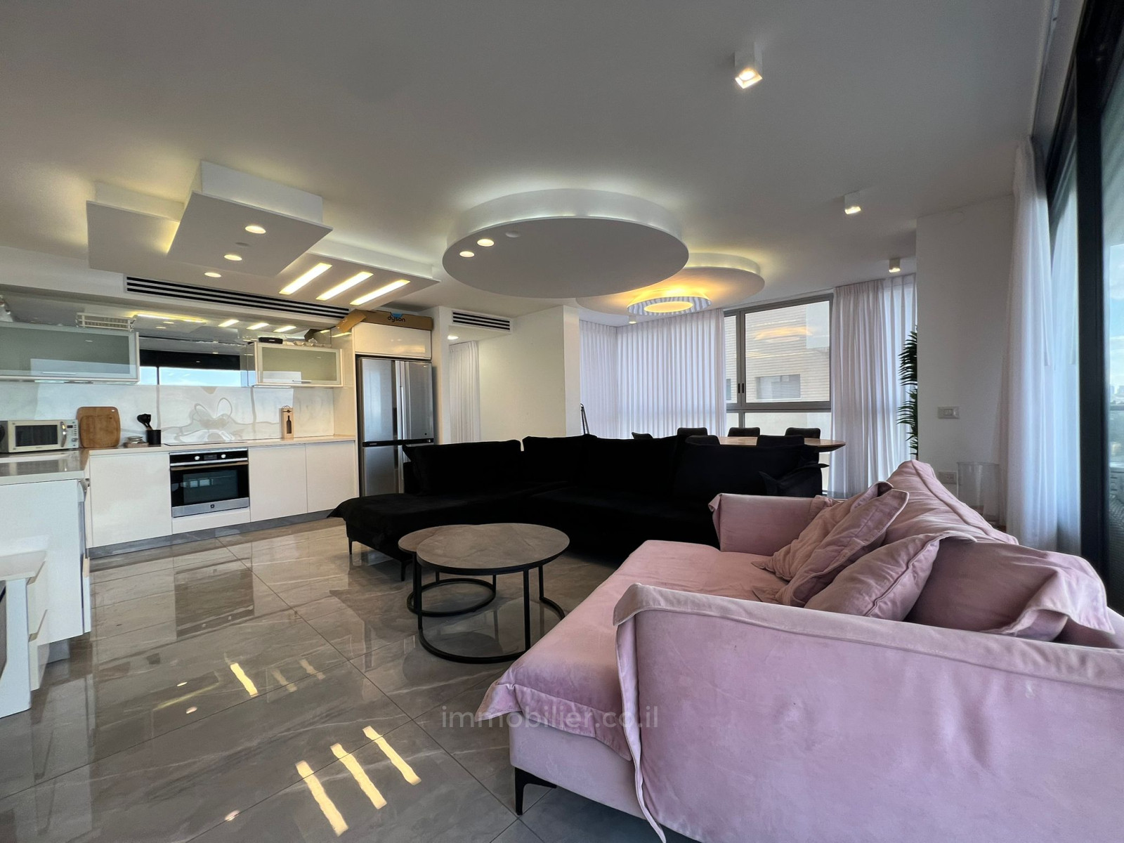 Apartamento 3 cômodos Tel Aviv Kerem Hatemanim 457-IBL-1526