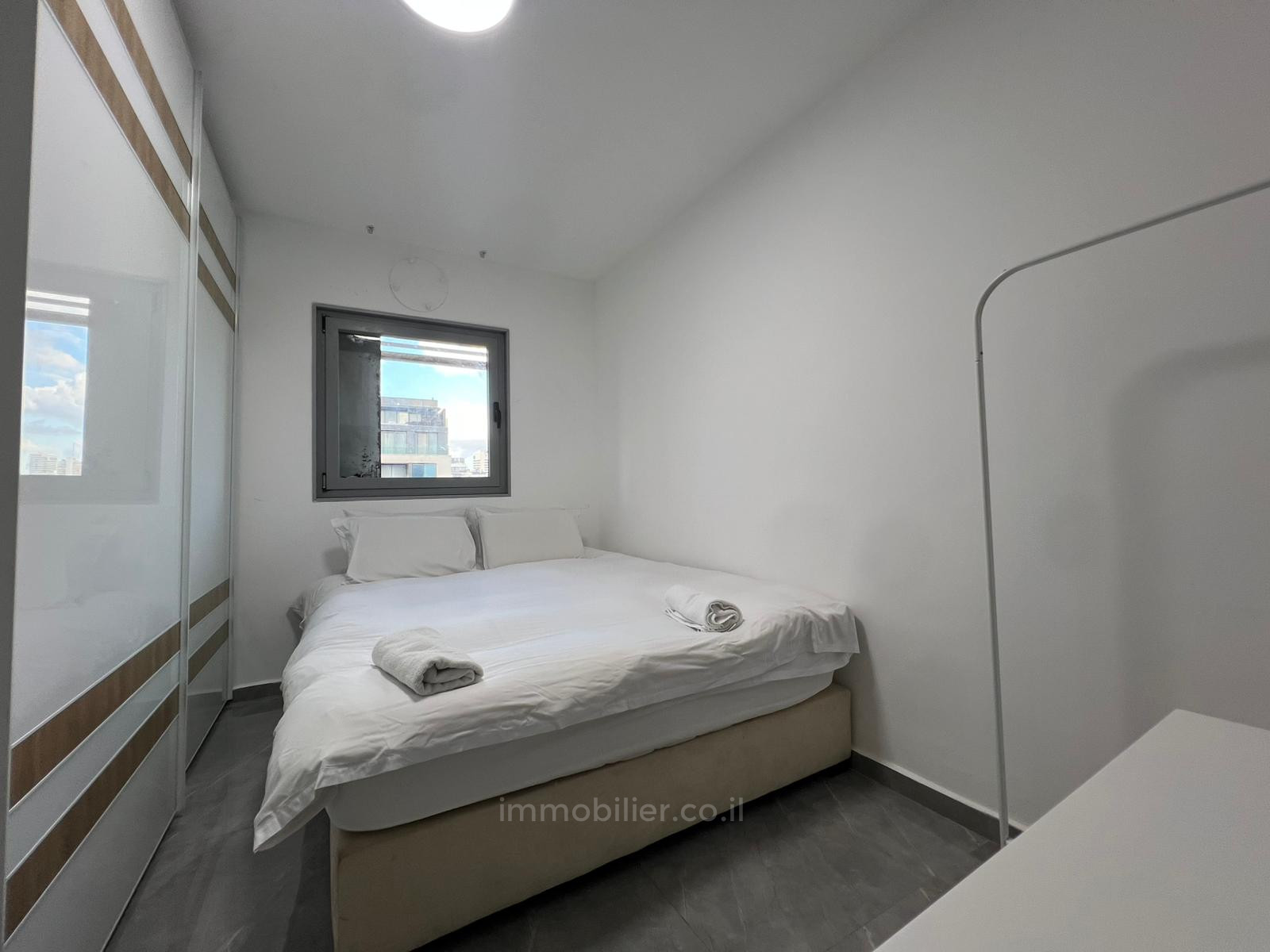 Apartamento 3 cômodos Tel Aviv Kerem Hatemanim 457-IBL-1526