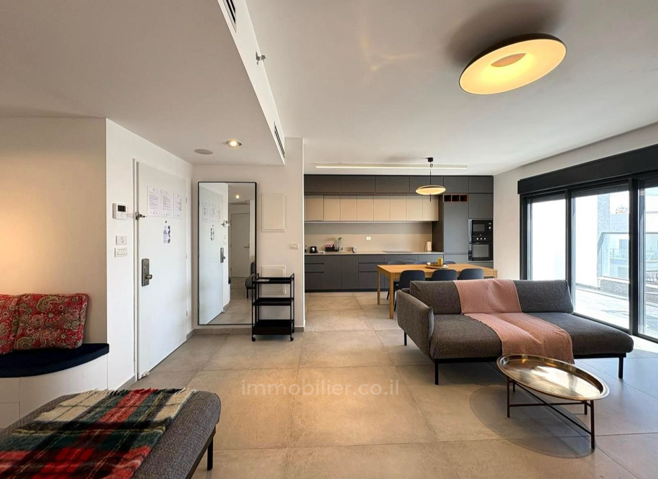 Apartamento 4 cômodos Netanya Centro da cidade 457-IBL-1532