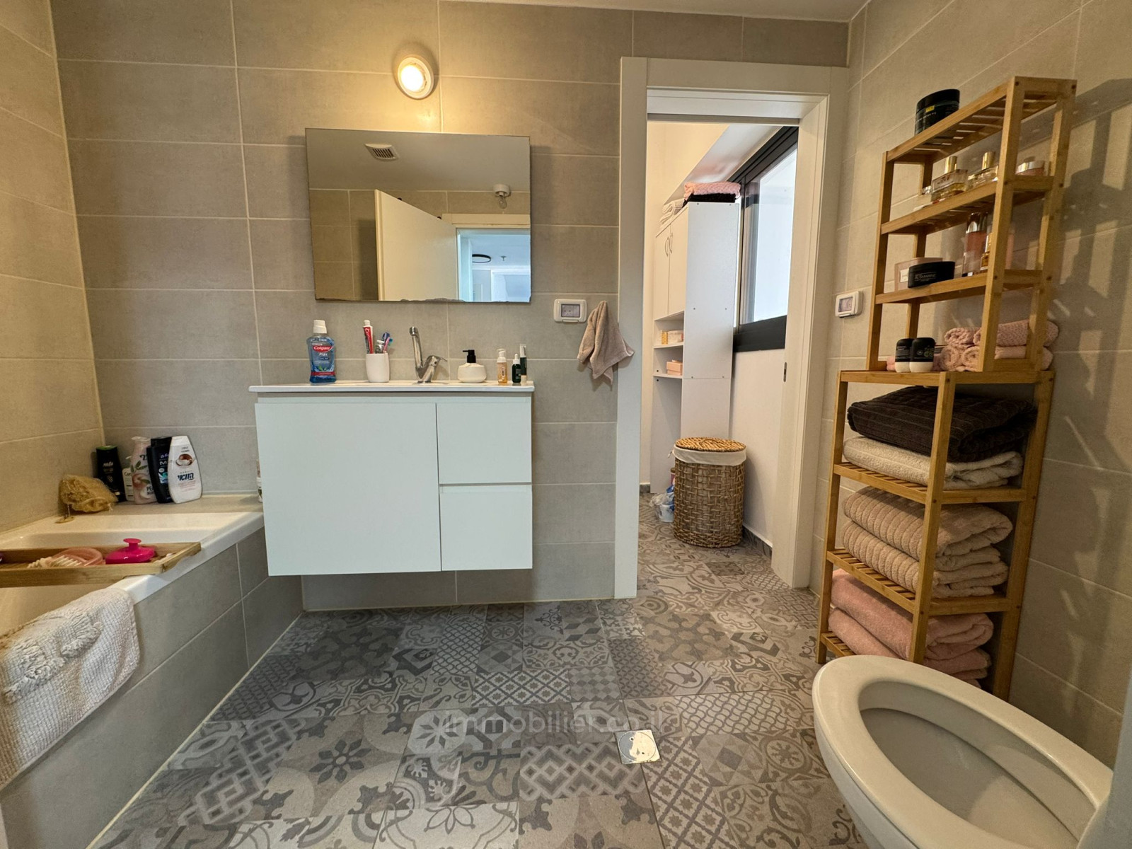 Apartamento 3 cômodos Netanya Centro da cidade 457-IBL-1533