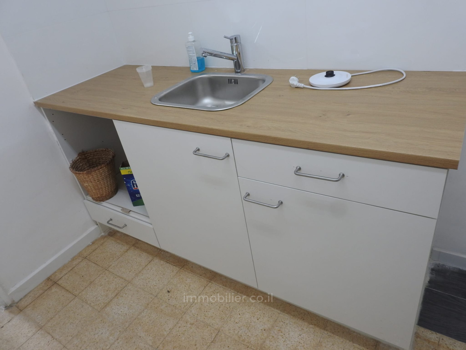 Apartamento 4 cômodos Jerusalém Kiryat Yovel 457-IBL-1536