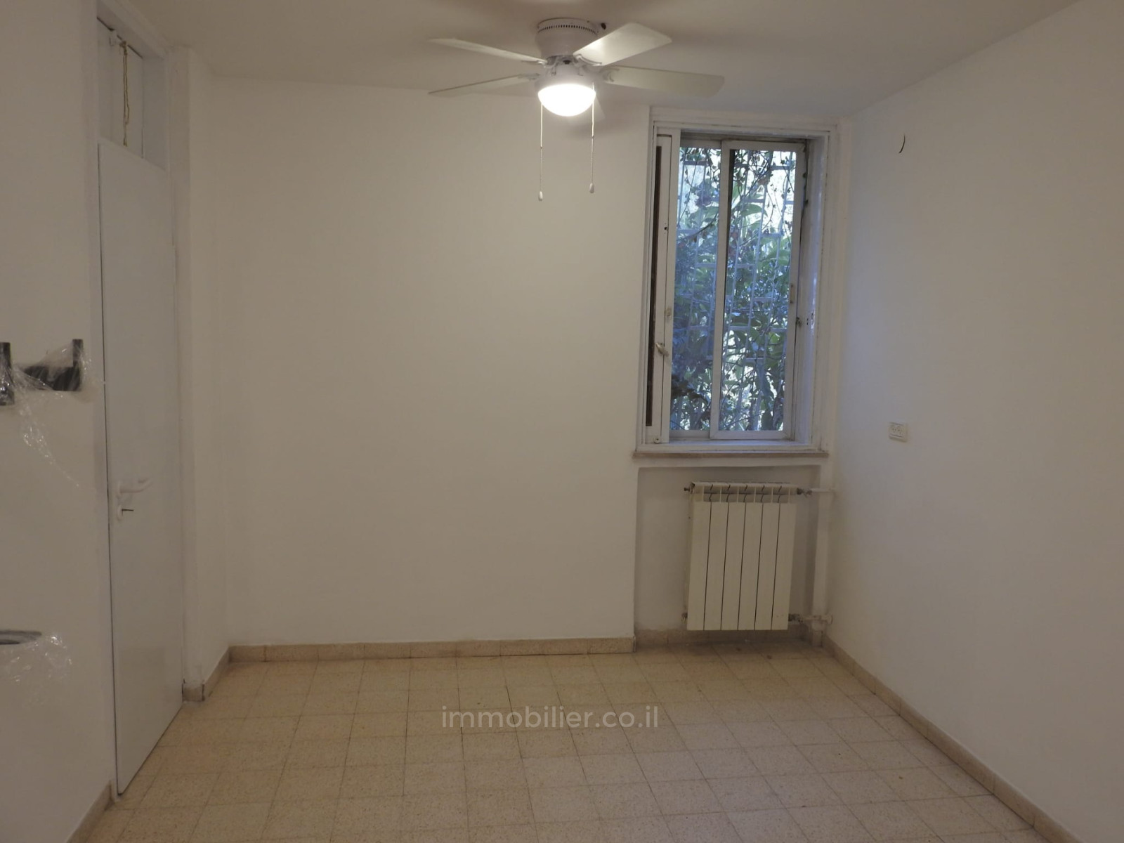 Apartamento 4 cômodos Jerusalém Kiryat Yovel 457-IBL-1536