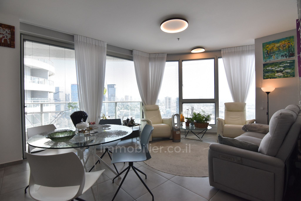 Apartamento 4 cômodos Tel Aviv Sarona 457-IBL-1537