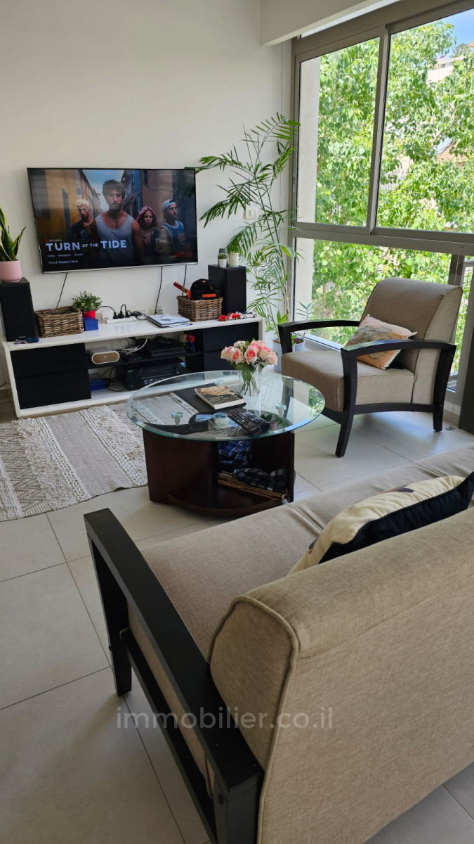 Apartamento 3 cômodos Tel Aviv Lev Tel-Aviv 457-IBL-1538