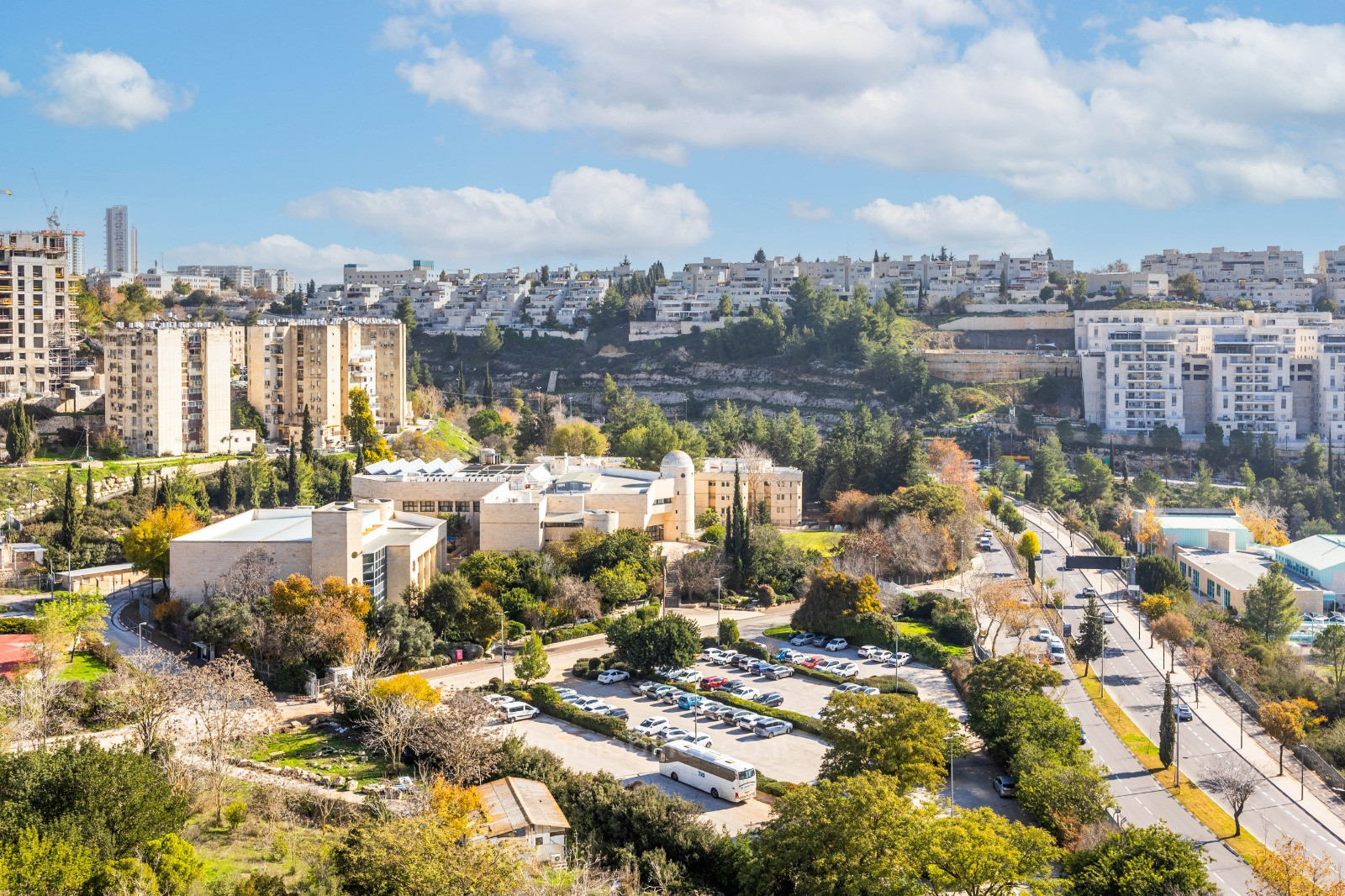 Apartamento 4 cômodos Jerusalém Ir Ganim 457-IBL-1551