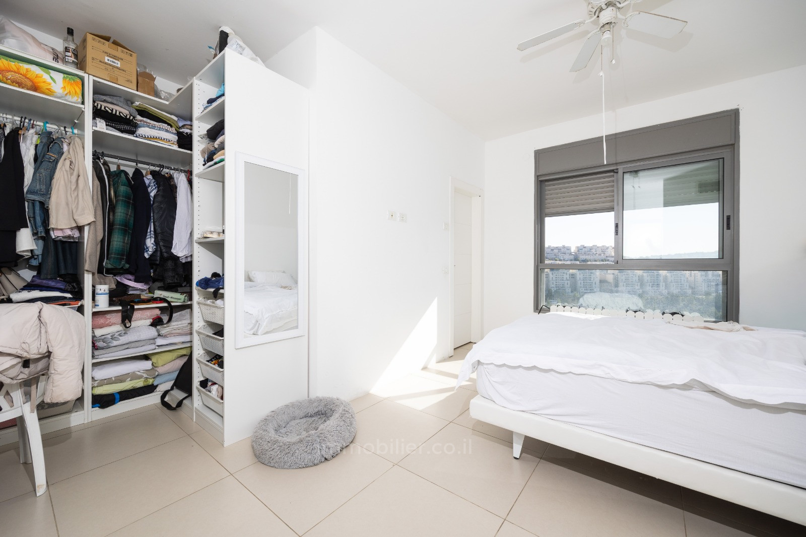 Apartamento 4 cômodos Jerusalém Ir Ganim 457-IBL-1551