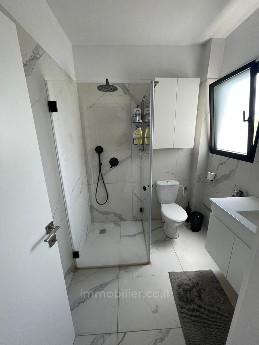 Duplex 6 cômodos Tel Aviv Centro da cidade 457-IBL-956