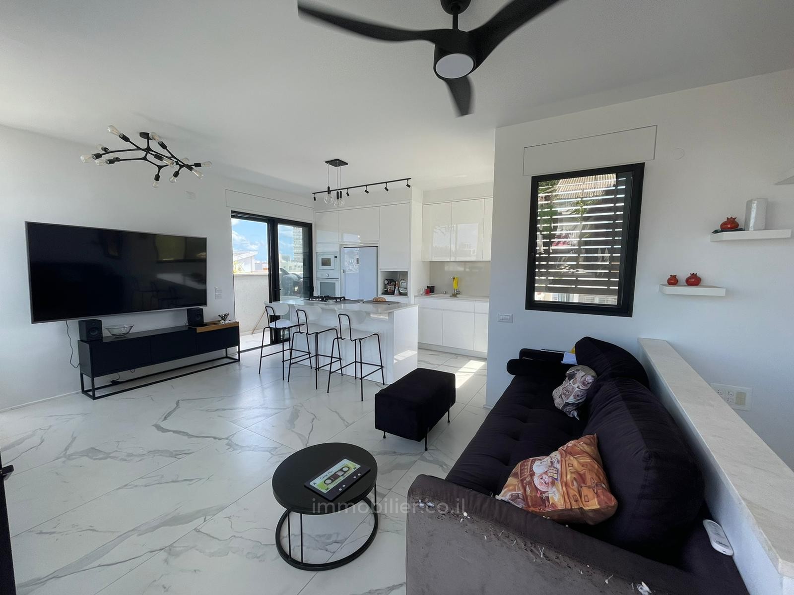 Duplex 6 cômodos Tel Aviv Centro da cidade 457-IBL-956