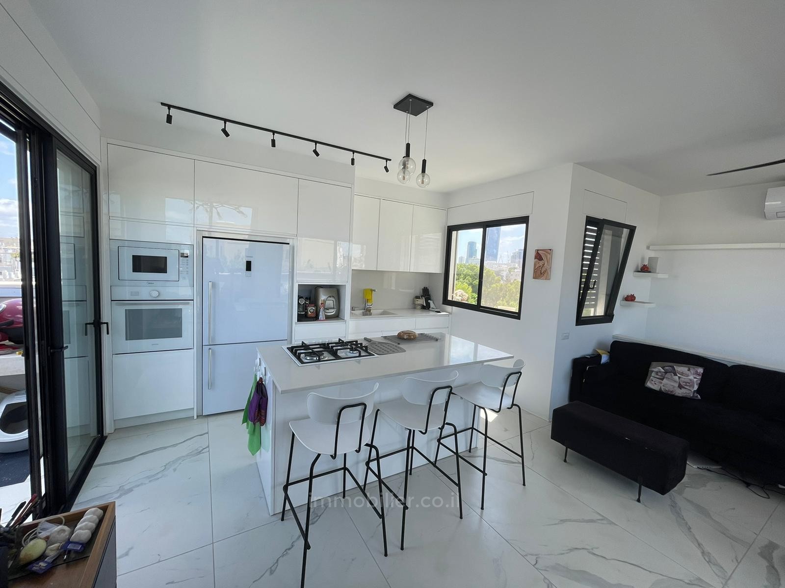 Duplex 6 cômodos Tel Aviv Centro da cidade 457-IBL-956