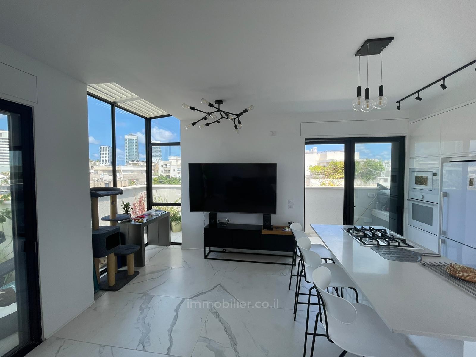 Duplex 6 cômodos Tel Aviv Centro da cidade 457-IBL-956