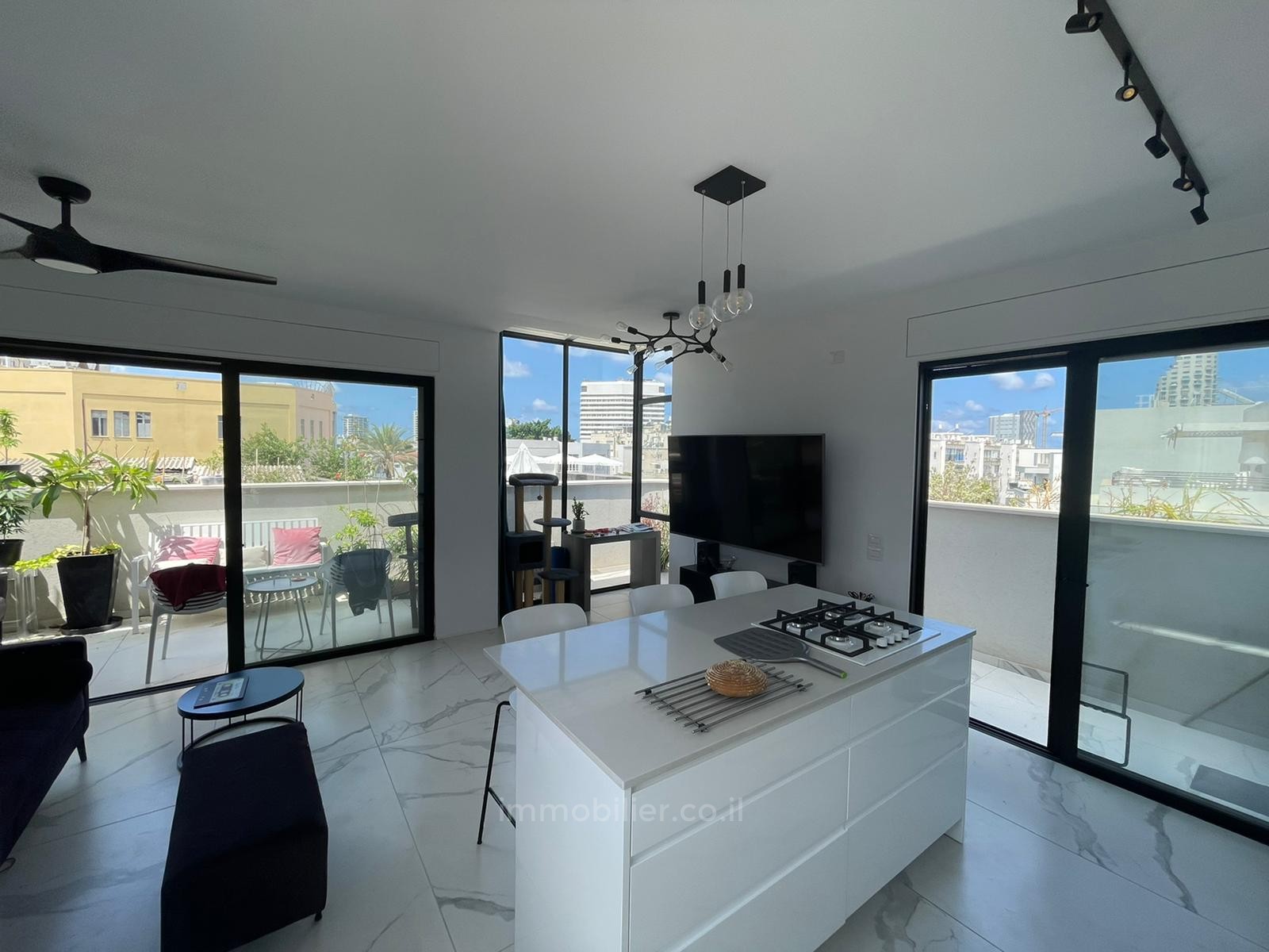 Duplex 6 cômodos Tel Aviv Centro da cidade 457-IBL-956