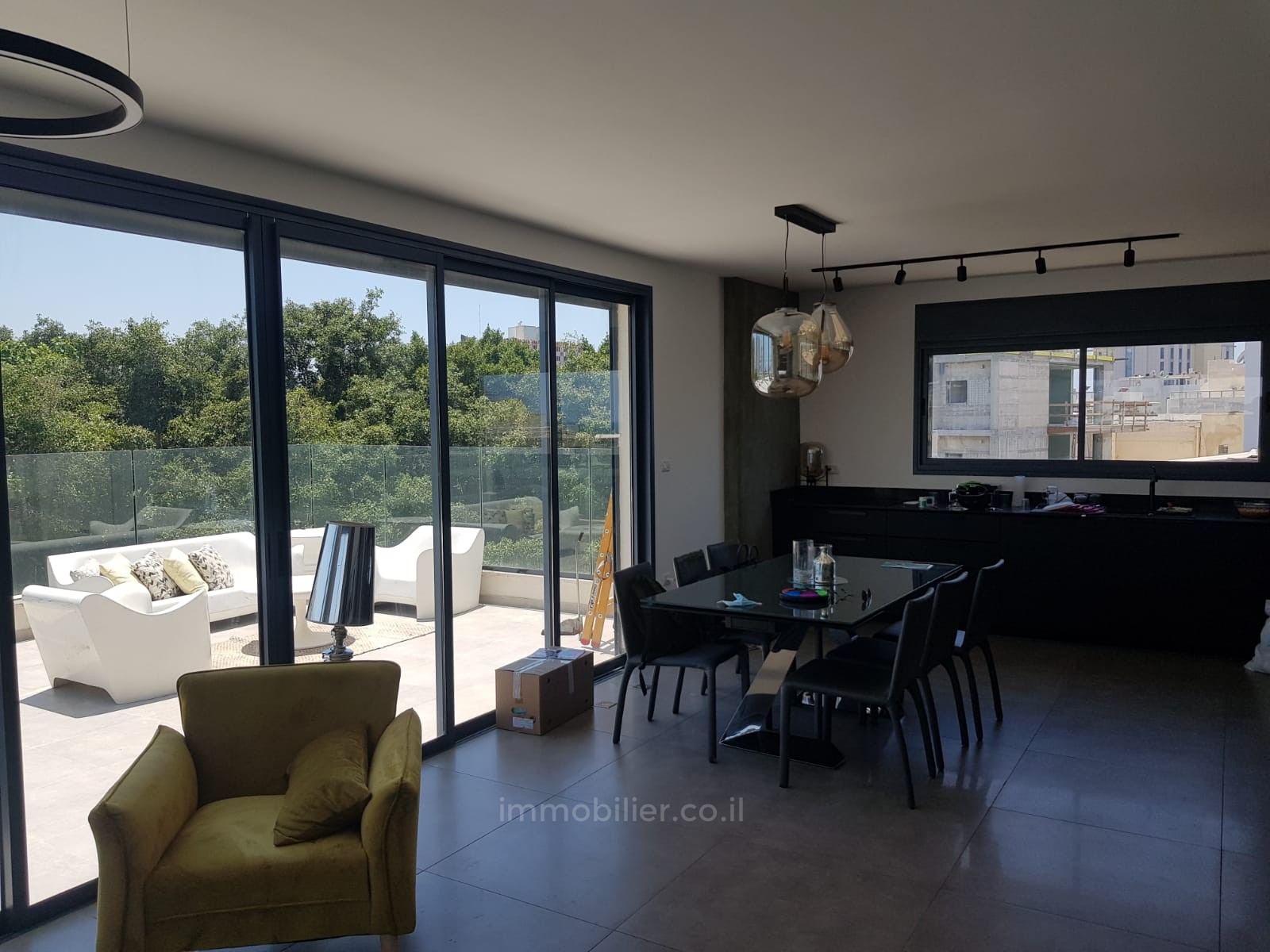 Duplex-Cobertura 5 cômodos Tel Aviv Hatsafon hayachan 457-IBL-964