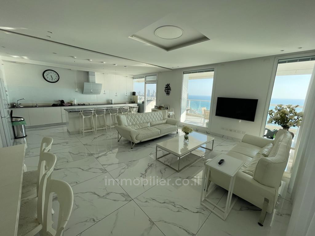 Apartamento 6 cômodos Netanya Kikar 457-IBL-965