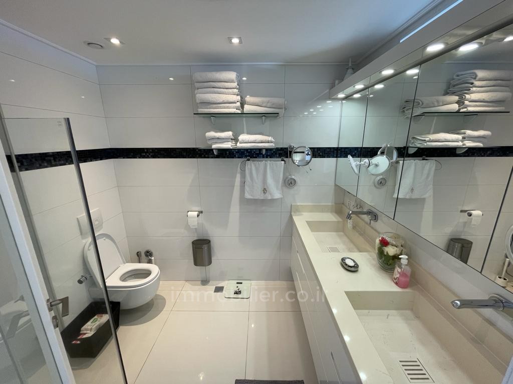Apartamento 6 cômodos Netanya Kikar 457-IBL-965