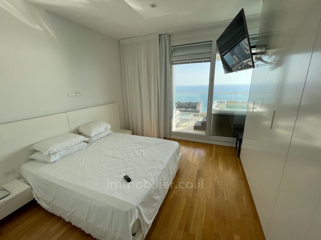 Apartamento 6 cômodos Netanya Kikar 457-IBL-965