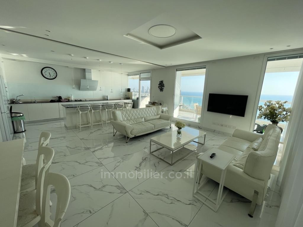 Apartamento 6 cômodos Netanya Kikar 457-IBL-965
