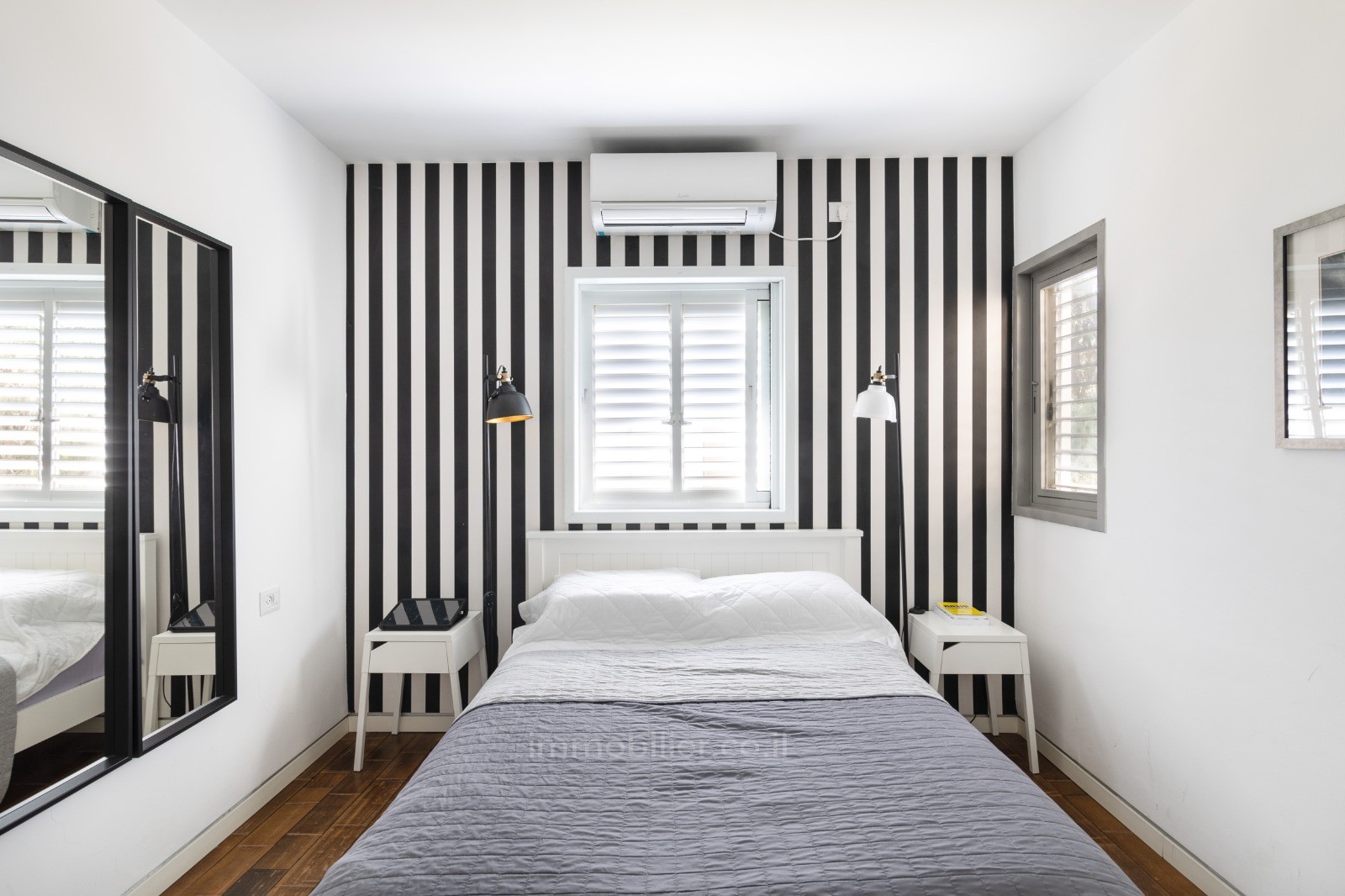 Cobertura 4 cômodos Tel Aviv Centro da cidade 457-IBL-995