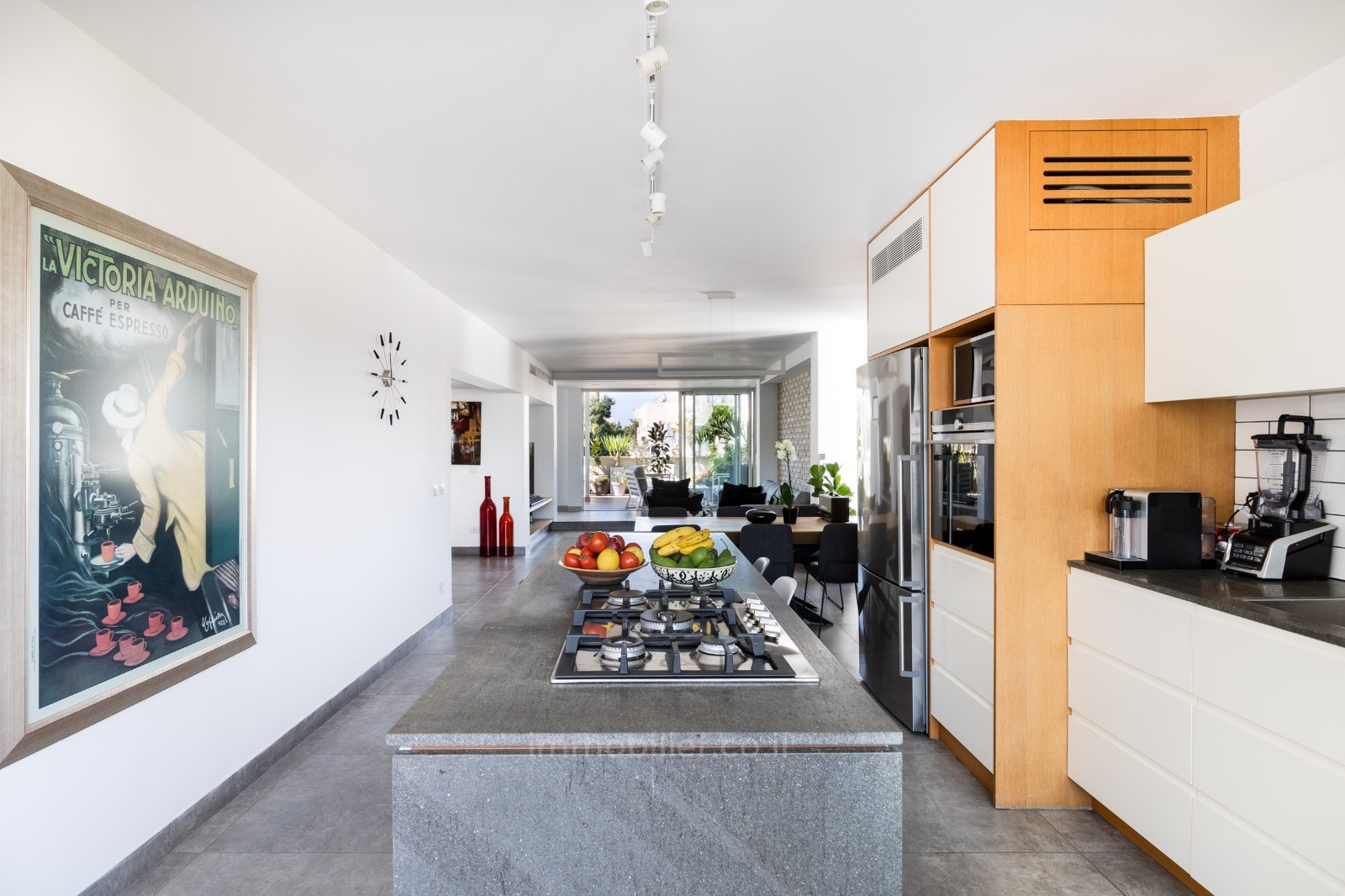 Cobertura 4 cômodos Tel Aviv Centro da cidade 457-IBL-995