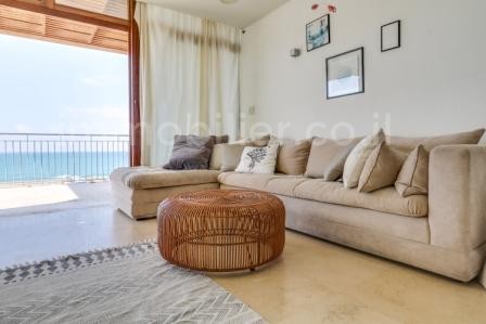 Casarão 5 cômodos Tel Aviv Primeira linha de mar 464-IBL-17