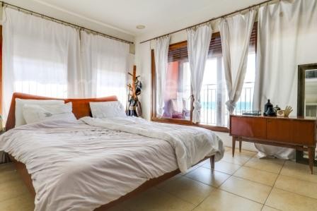 Casarão 5 cômodos Tel Aviv Primeira linha de mar 464-IBL-17