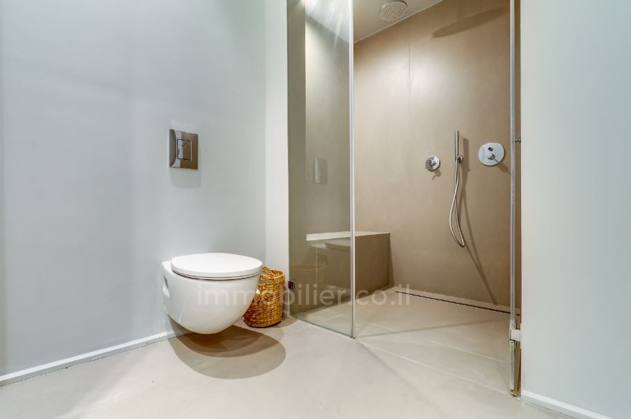 Apartamento 3 cômodos Tel Aviv Rothshild 464-IBL-18