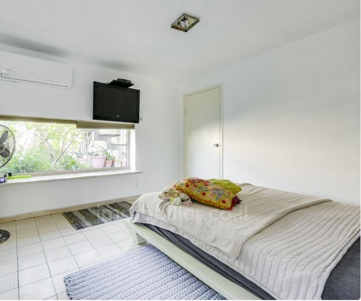 Duplex 4.5 cômodos Tel Aviv Bazel 464-IBL-20
